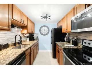 Photo #5: 8669449 Listing