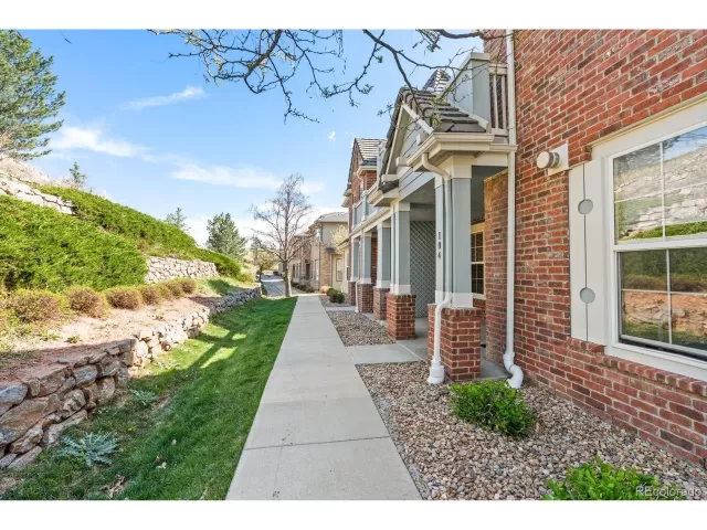 MLS: 8672108 Condo For Sale