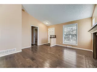 Photo #4: 8672978 Listing