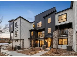 More Details about MLS # 8673674 : 2064 S HOLLY ST 2-4 DENVER CO 80222