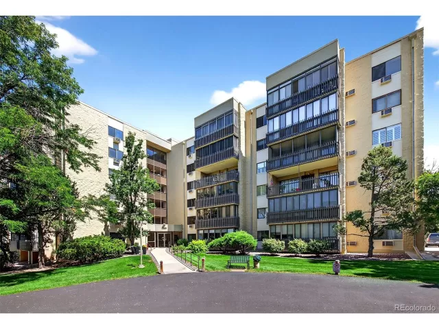 MLS: 8674892 Condo For Sale