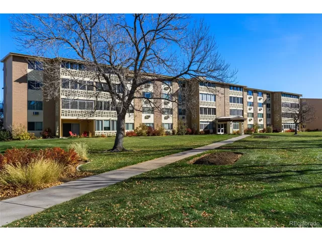 MLS: 8675608 Condo For Sale