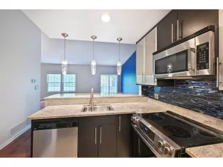 Photo #3: 8676282 Listing 