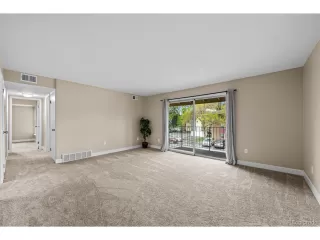 Photo #4: 8677115 Listing