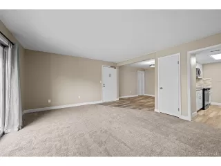 Photo #5: 8677115 Listing