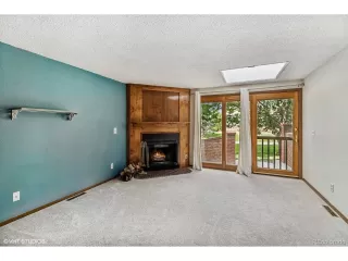 Photo #3: 8677187 Listing