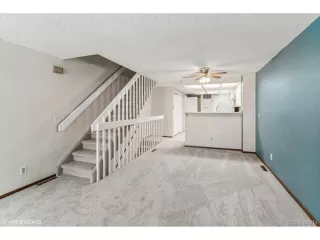 Photo #5: 8677187 Listing