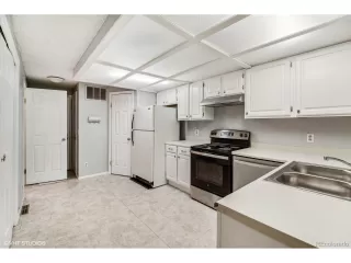 Photo #6: 8677187 Listing
