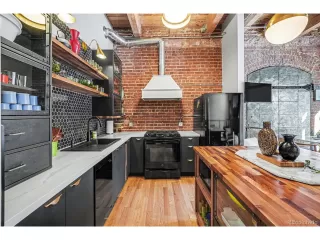 Photo #4: 8677325 Listing