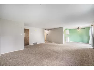 Photo #5: 8679420 Listing