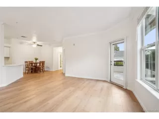 Photo #5: 8682886 Listing