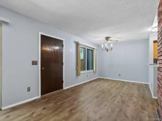 Photo #6: 8684949 Listing