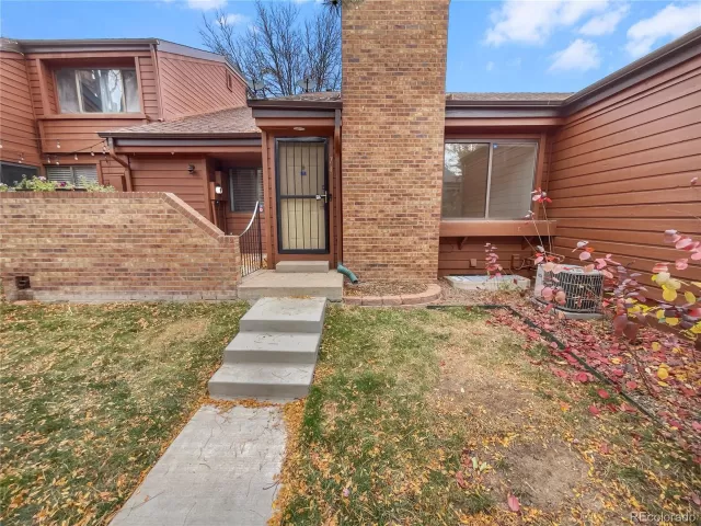 MLS: 8689427 Condo For Sale