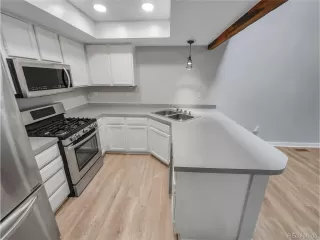 Photo #3: 8689427 Listing