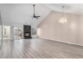 Photo #6: 8690549 Listing