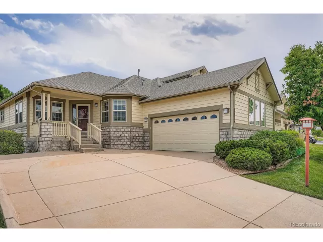 MLS: 8695478 Condo For Sale