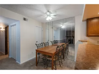 Photo #5: 8695757 Listing