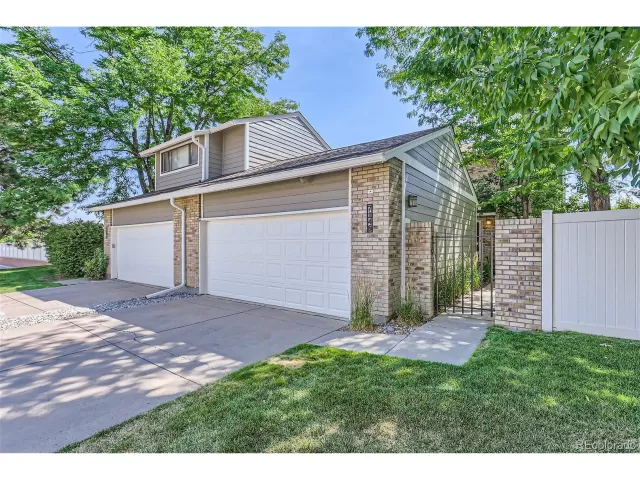 MLS: 8698543 Condo For Sale