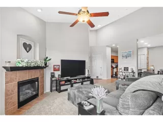 Photo #3: 8699448 Listing