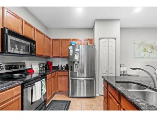 Photo #6: 8699448 Listing