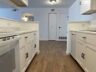 Photo #2: 8700400 Listing 