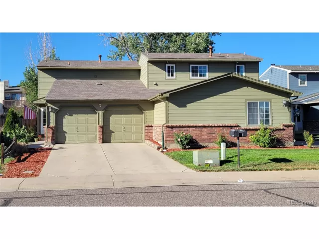 MLS: 8700844 Condo For Sale