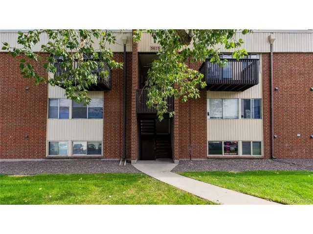 MLS: 8701288 Condo For Sale