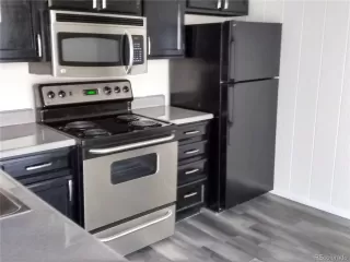 Photo #4: 8703184 Listing