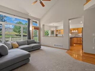 Photo #6: 8703567 Listing