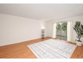 Photo #6: 8709372 Listing