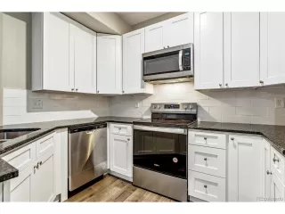 Photo #5: 8709797 Listing