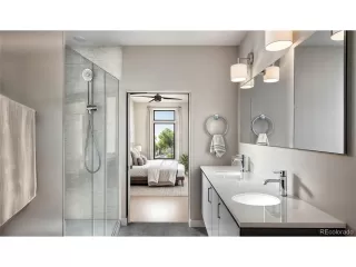 Photo #2: 8711742 Listing