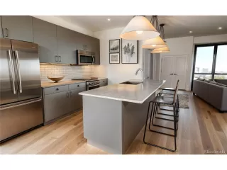 Photo #3: 8711742 Listing