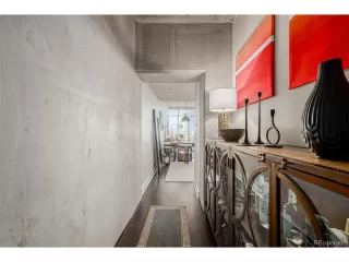 Photo #4: 8712971 Listing