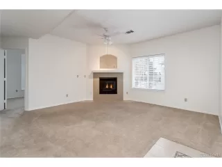 Photo #4: 8714176 Listing