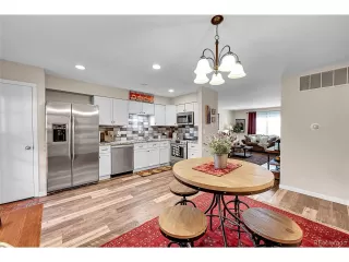 Photo #5: 8714632 Listing