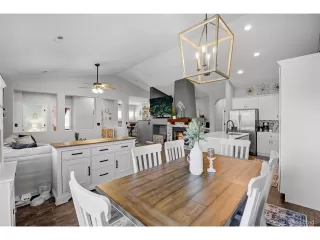 Photo #6: 8716066 Listing 