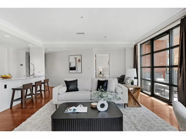 MLS: 8716887 Condo For Sale