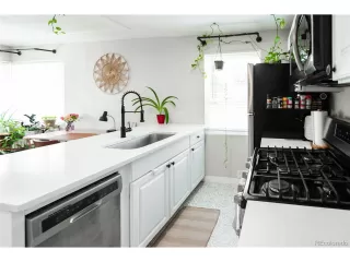 Photo #5: 8724231 Listing