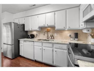 Photo #5: 8725154 Listing