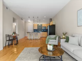 Photo #5: 8727355 Listing 