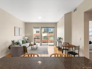 Photo #6: 8727355 Listing 