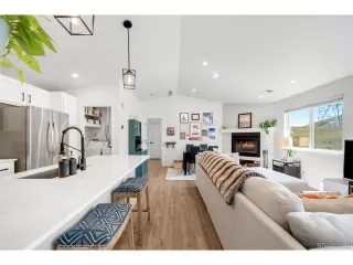 Photo #2: 8727712 Listing