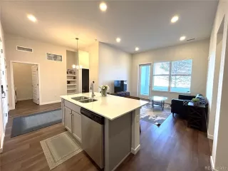 Photo #2: 8728097 Listing 