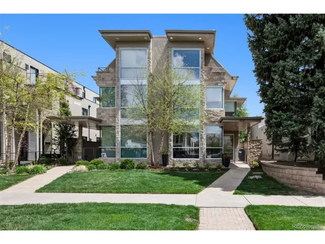 MLS: 8729342 Condo For Sale