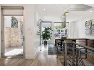 Photo #5: 8729342 Listing