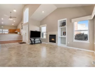 Photo #5: 8732209 Listing