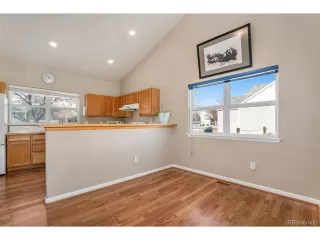 Photo #6: 8732209 Listing