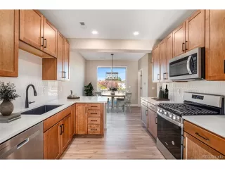 Photo #5: 8733040 Listing 