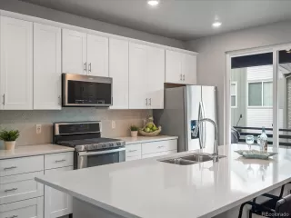 Photo #4: 8733461 Listing